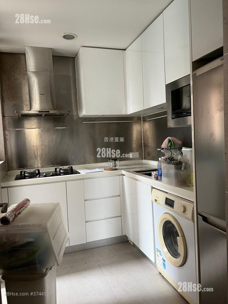 Heya Star Sell 3 Bedrooms , 2 Bathrooms 730 ft²