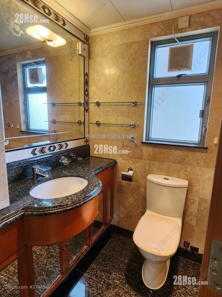 Ocean Shores Sell 2 Bedrooms , 1 Bathroom 543 ft²