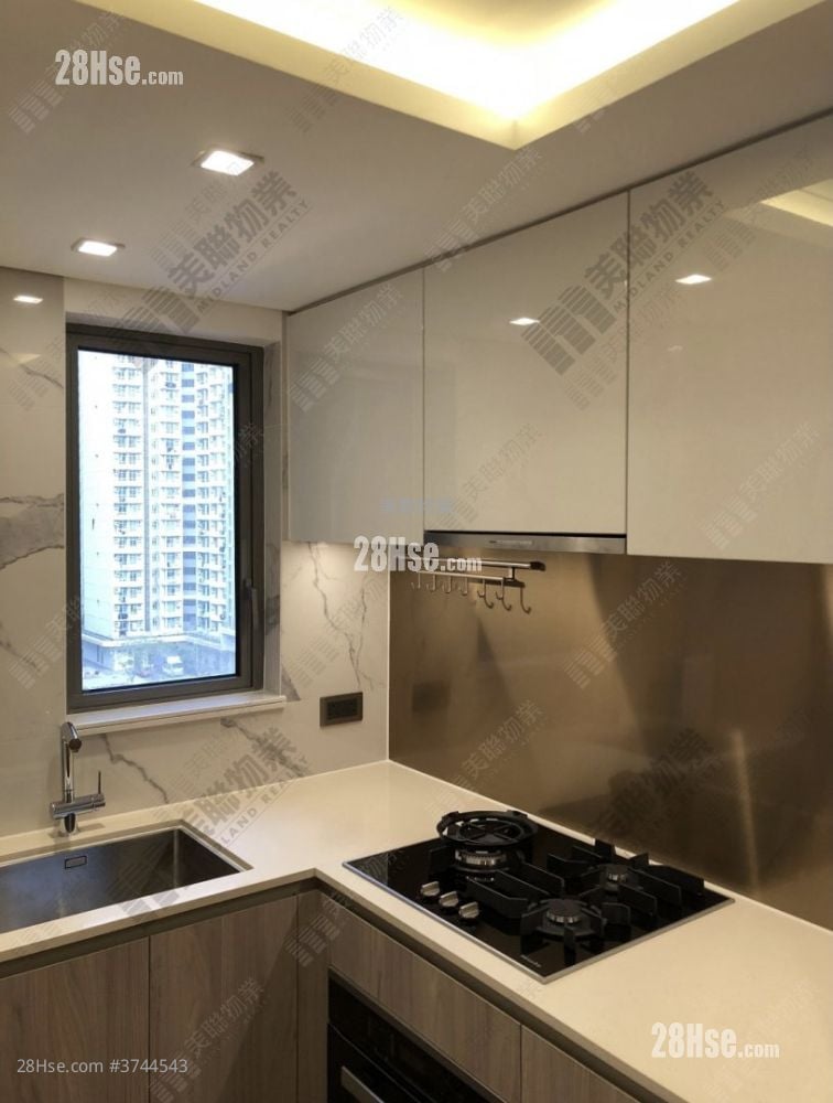 One Kai Tak(I) Sell 3 Bedrooms , 1 Bathroom 567 ft²