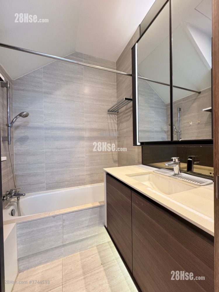 滿名山 租盤 5+ 房 , 4 浴室 1,283 平方呎