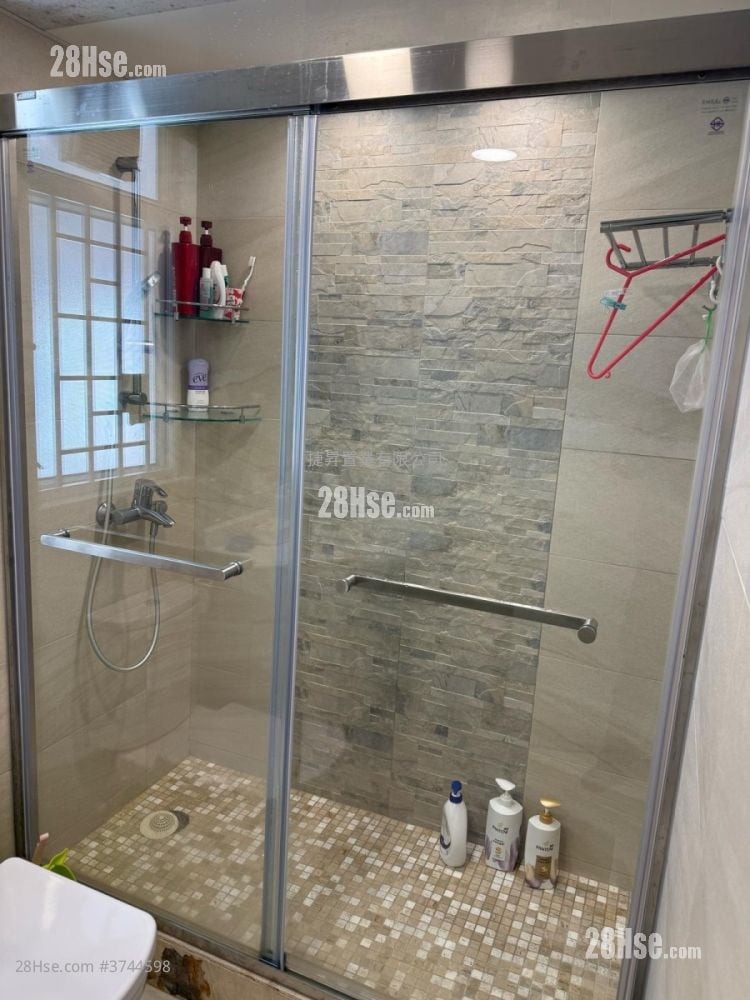 海逸豪园 售盘 2 房 , 1 浴室 543 平方尺