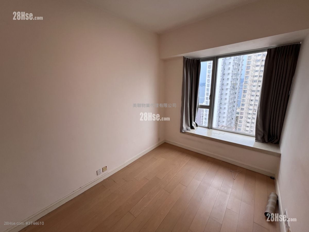 Lexington Hill 售盤 3 房 , 2 浴室 719 平方呎