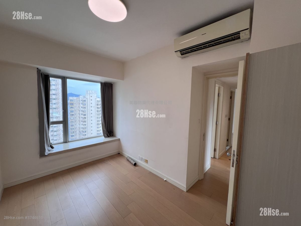 Lexington Hill 售盤 3 房 , 2 浴室 719 平方呎