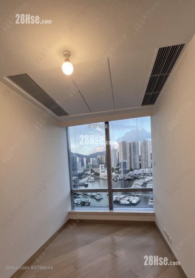 Larvotto Sell 3 Bedrooms 1,174 ft²