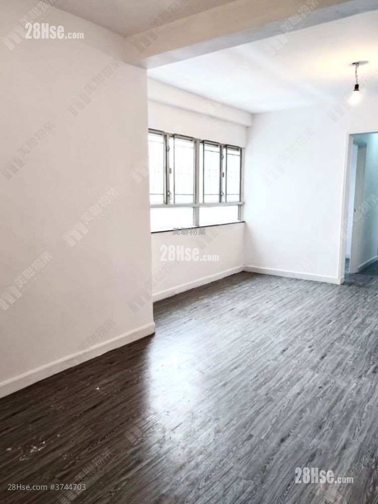 海悅花園 售盤 3 房 , 1 浴室 590 平方呎