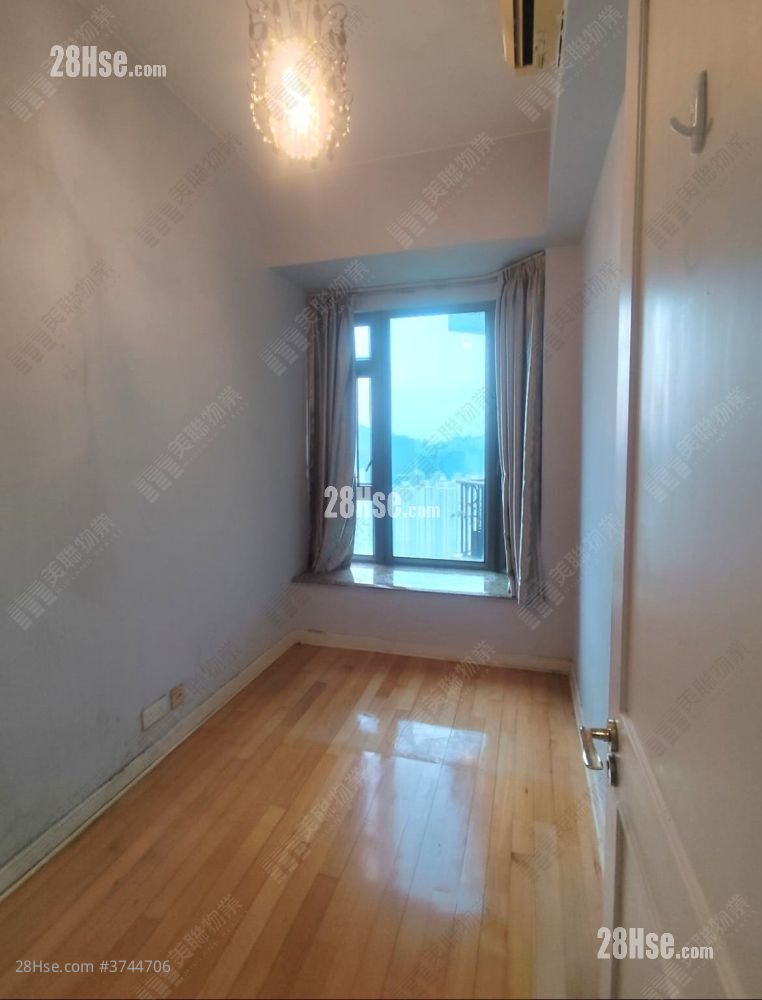 朗逸峰 租盤 3 房 , 3 浴室 1,015 平方呎