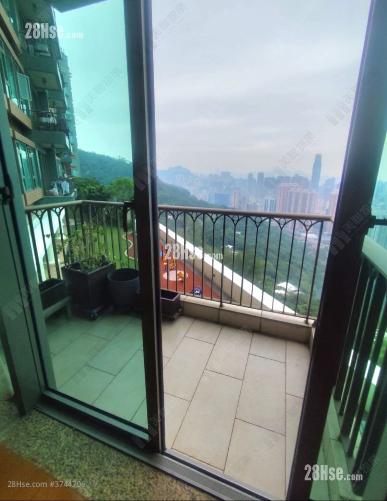 朗逸峰 租盤 3 房 , 3 浴室 1,015 平方呎