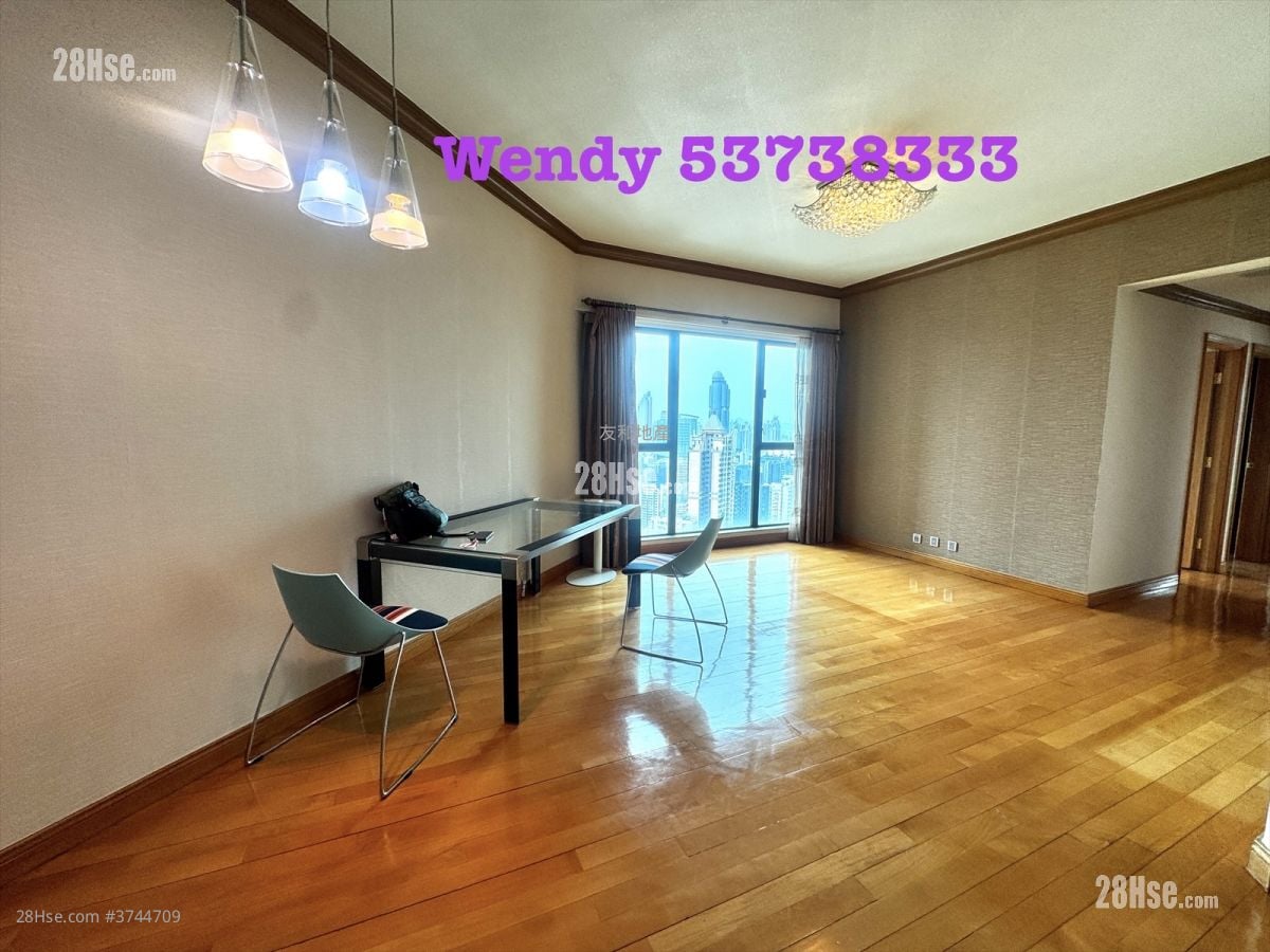 雅利德樺臺 售盤 3 房 , 2 浴室 913 平方呎