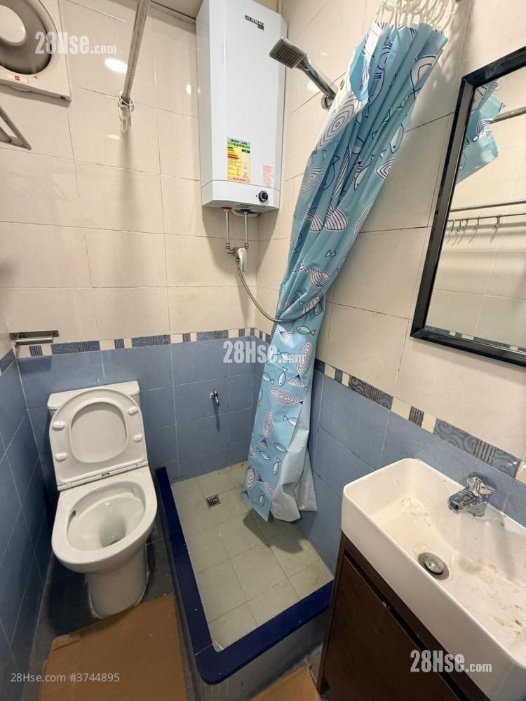 Montane Mansion Sell 3 Bedrooms , 1 Bathroom 388 ft²