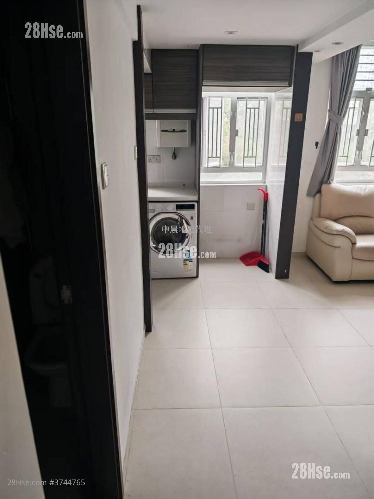 天馬苑 租盤 3 房 , 1 浴室 415 平方呎