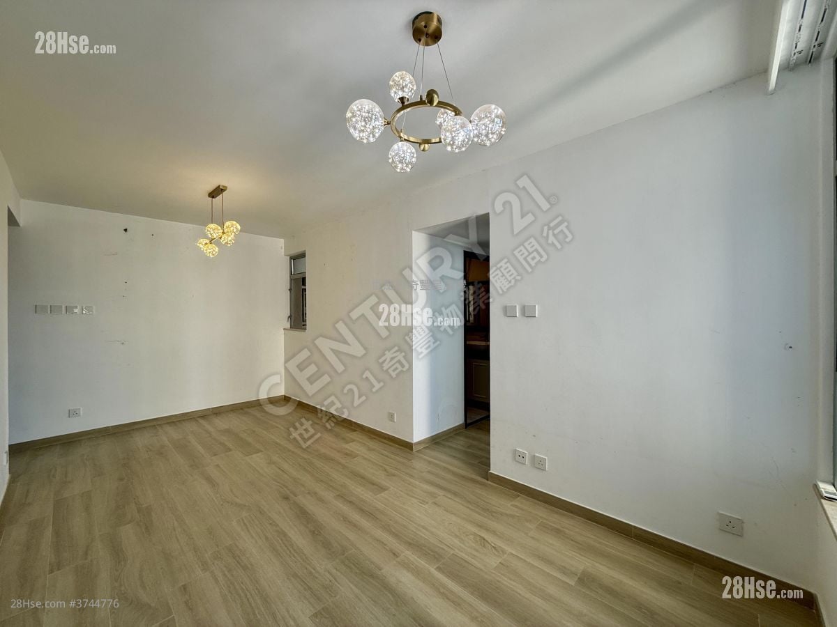 锦泰苑 售盘 3 房 , 2 浴室 650 平方尺