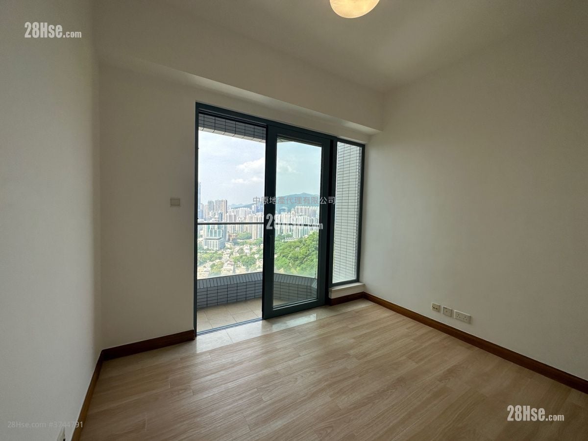 Primrose Hill Sell 3 Bedrooms , 2 Bathrooms 800 ft²