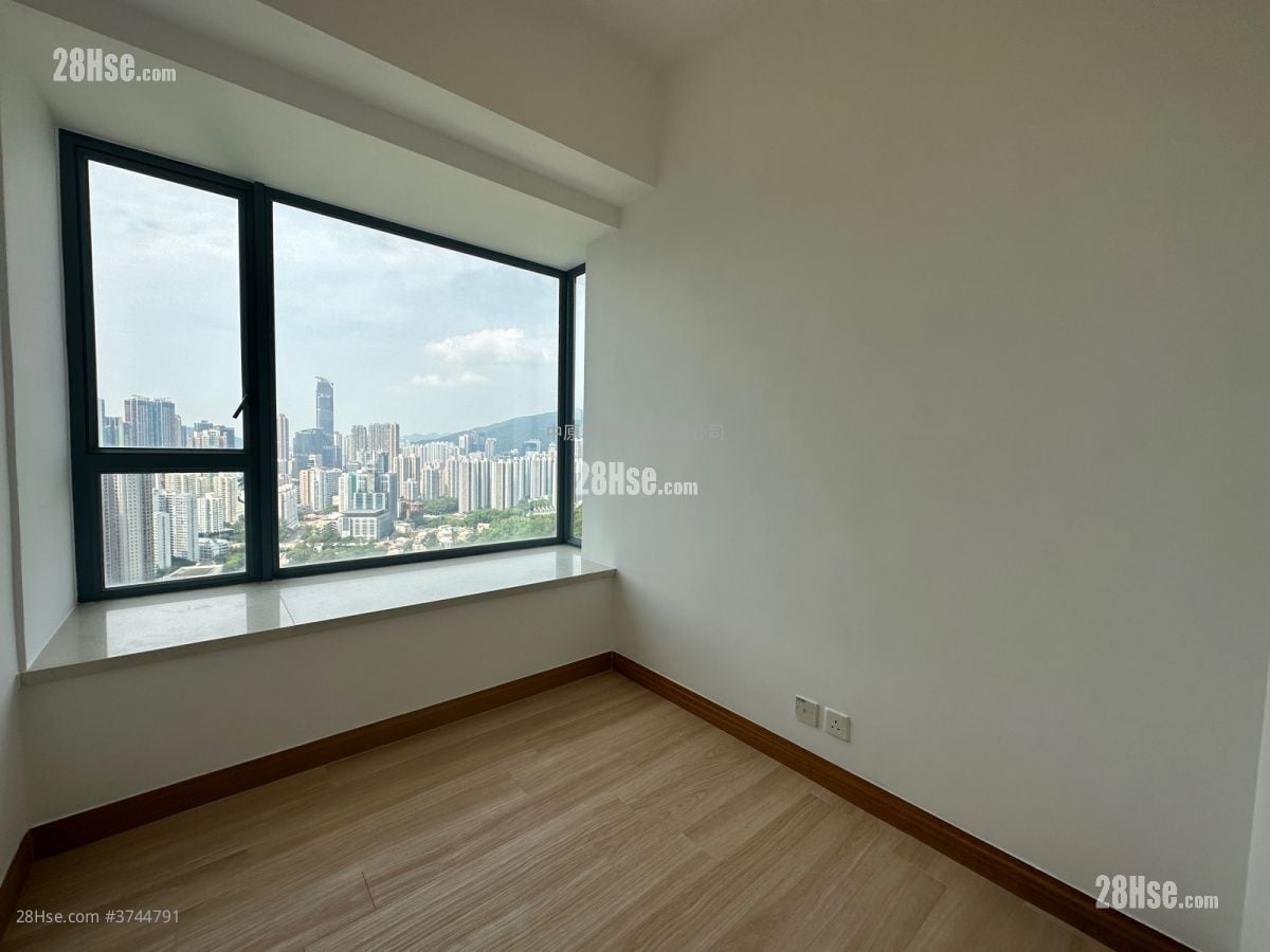 Primrose Hill Sell 3 Bedrooms , 2 Bathrooms 800 ft²