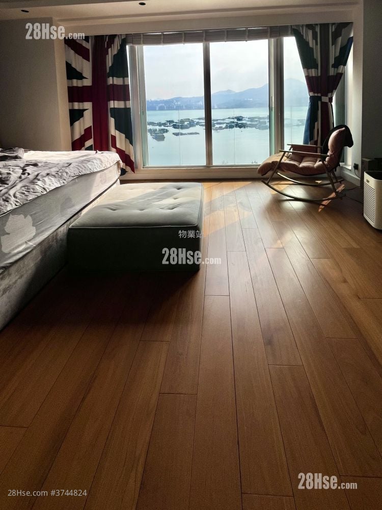 比华利山别墅 售盘 5+ 房 , 3 浴室 2,115 平方尺