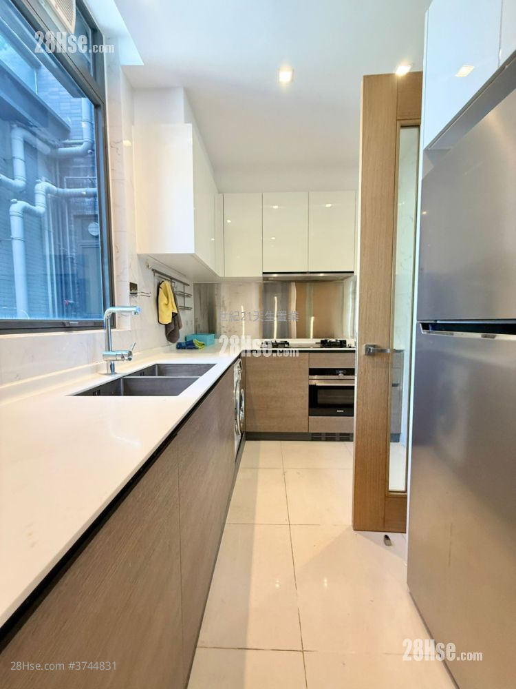 满名山 售盘 4 房 , 3 浴室 976 平方尺