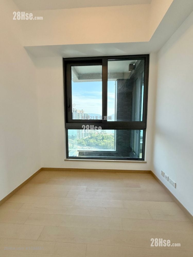 满名山 售盘 4 房 , 3 浴室 976 平方尺