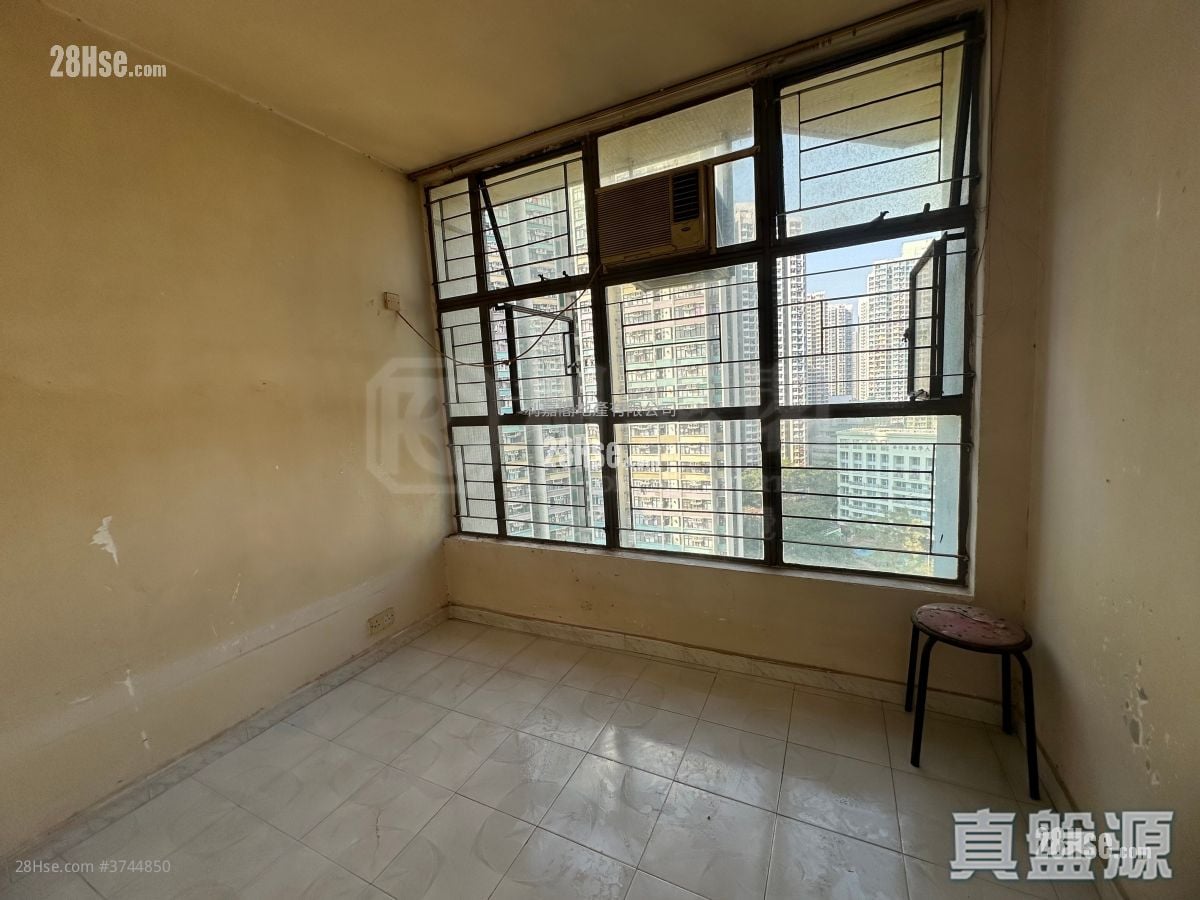 天佑苑 售盘 2 房 , 1 浴室 438 平方尺