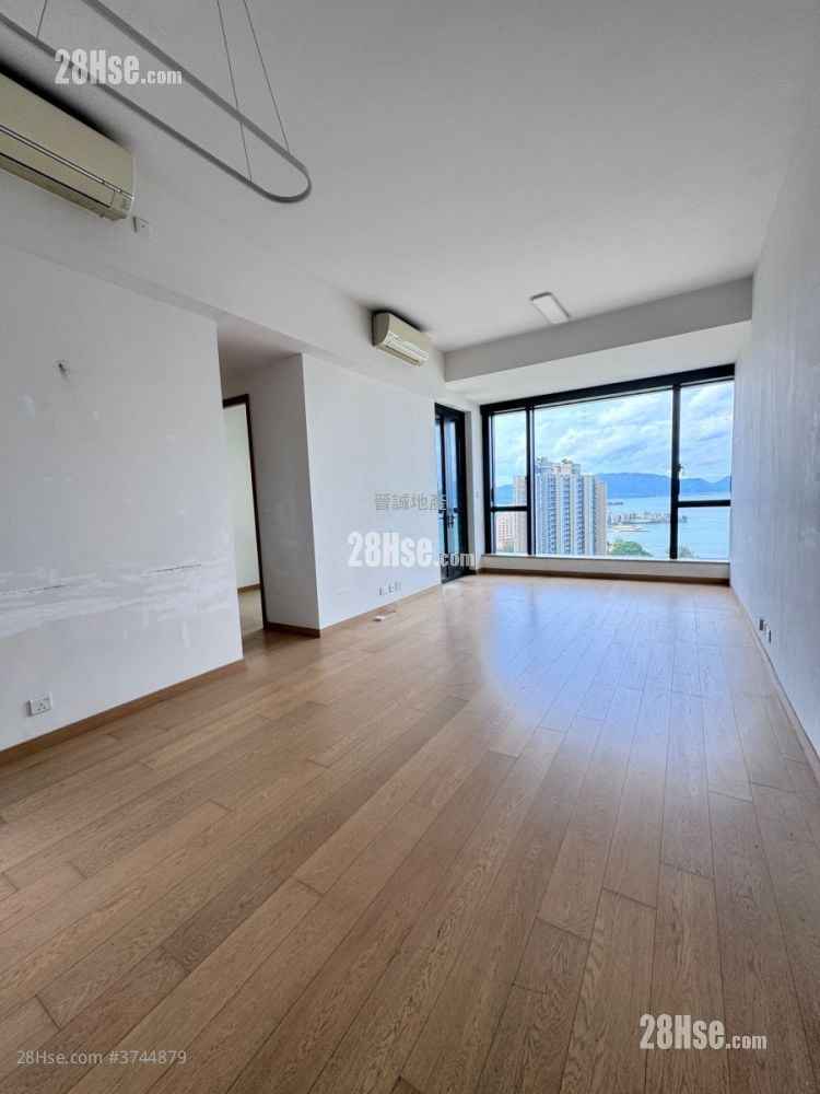 滿名山 售盤 4 房 , 3 浴室 976 平方呎