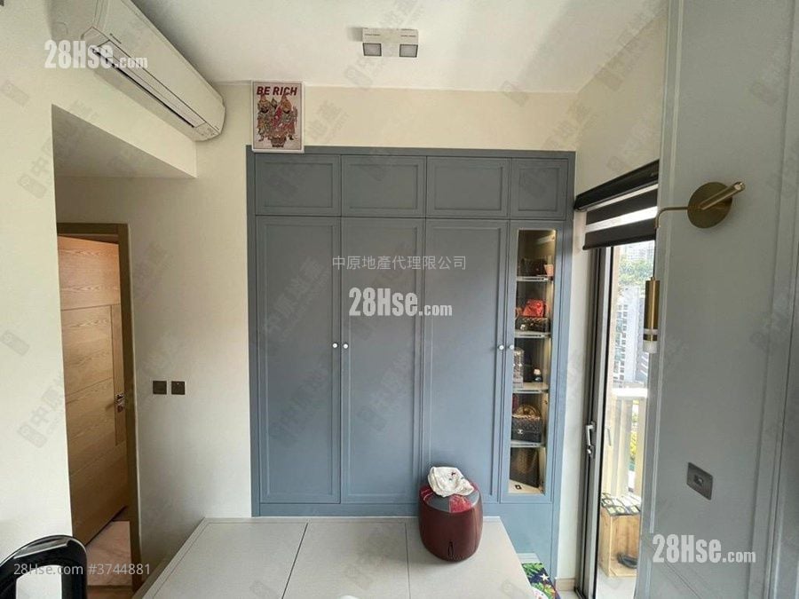 Mayfair By The Sea 8 Sell 3 Bedrooms 677 ft²