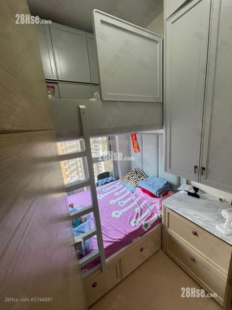 Mayfair By The Sea 8 Sell 3 Bedrooms 677 ft²