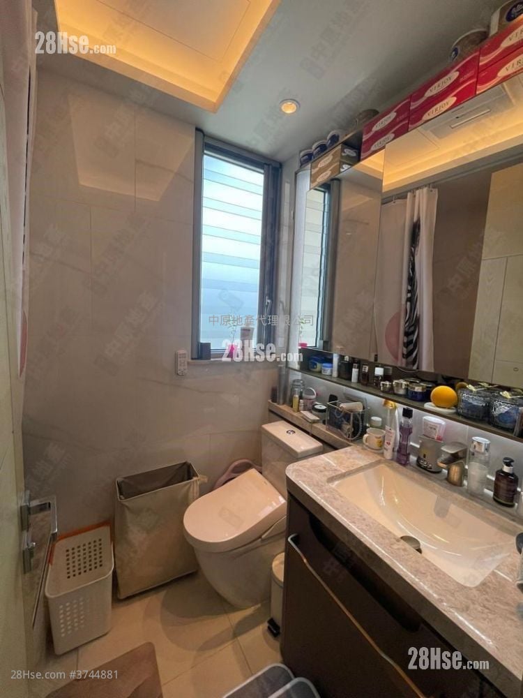 Mayfair By The Sea 8 Sell 3 Bedrooms 677 ft²