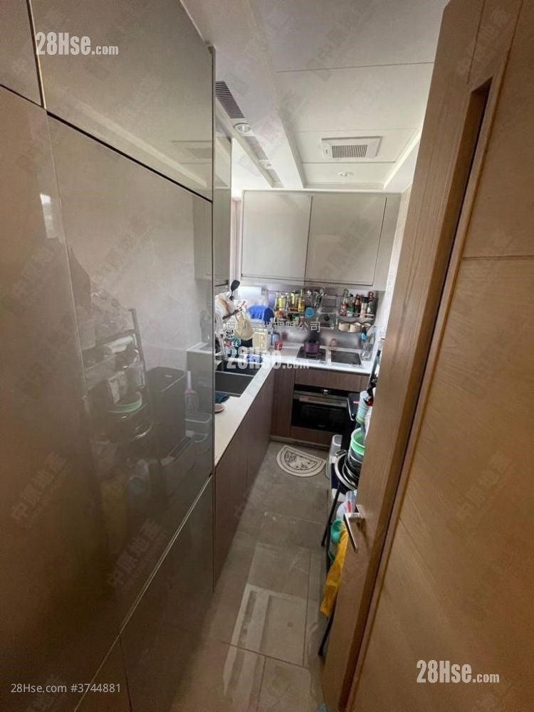 Mayfair By The Sea 8 Sell 3 Bedrooms 677 ft²