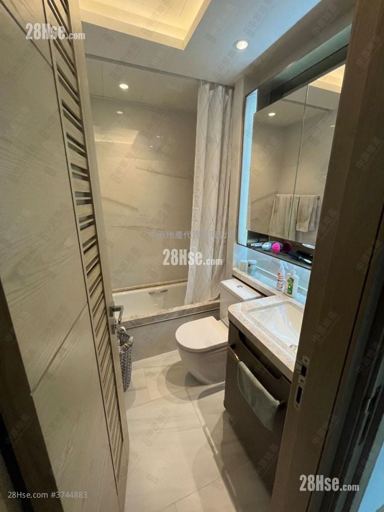 Mayfair By The Sea 8 Sell 3 Bedrooms 701 ft²