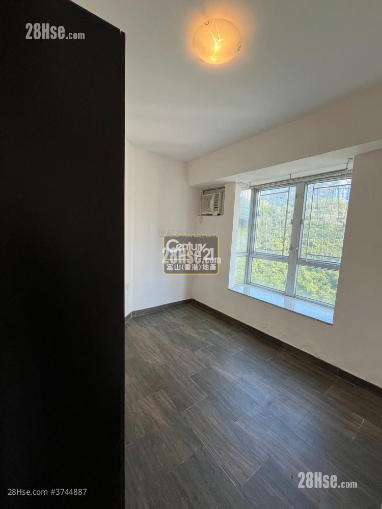 Wealth Garden Sell 2 Bedrooms , 1 Bathroom 474 ft²