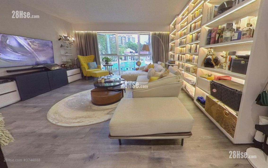 新翠山庄 售盘 2 房 915 平方尺