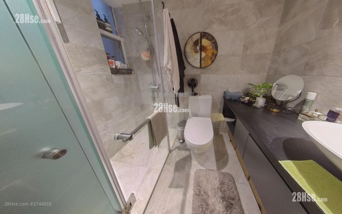 新翠山庄 售盘 2 房 915 平方尺