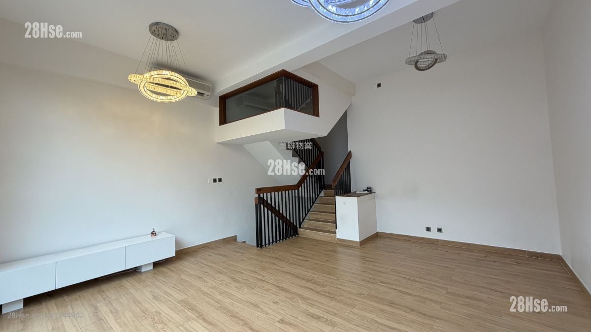 加州豪园 售盘 3 房 , 2 浴室 1,389 平方尺