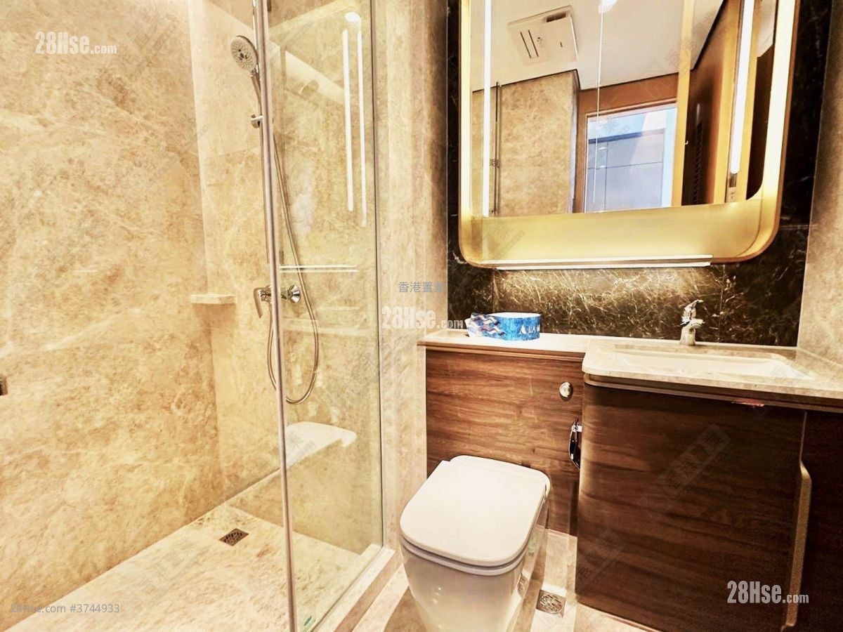 The Southside Sell 1 Bedroom 334 ft²