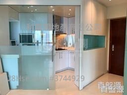 The Victoria Towers Sell 2 Bedrooms , 1 Bathroom 526 ft²