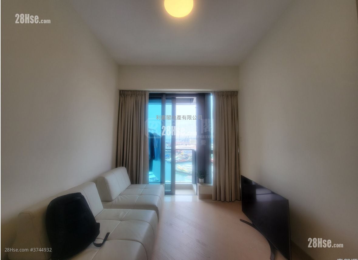 维港滙 售盘 2 房 597 平方尺