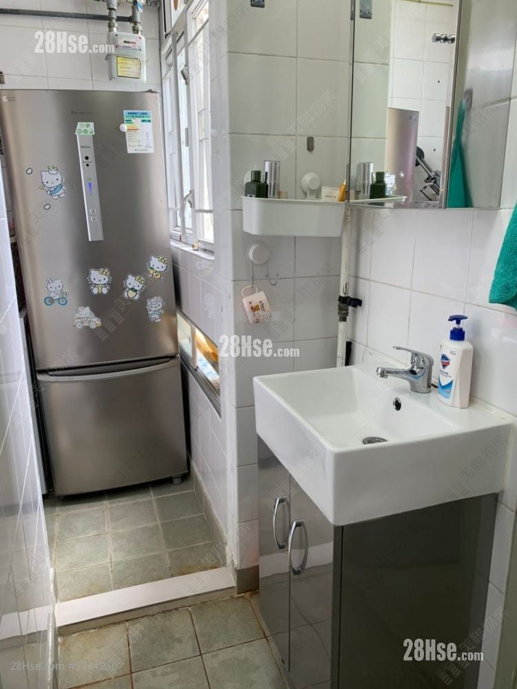 Tsui Lam Estate Sell 2 Bedrooms , 1 Bathroom 381 ft²