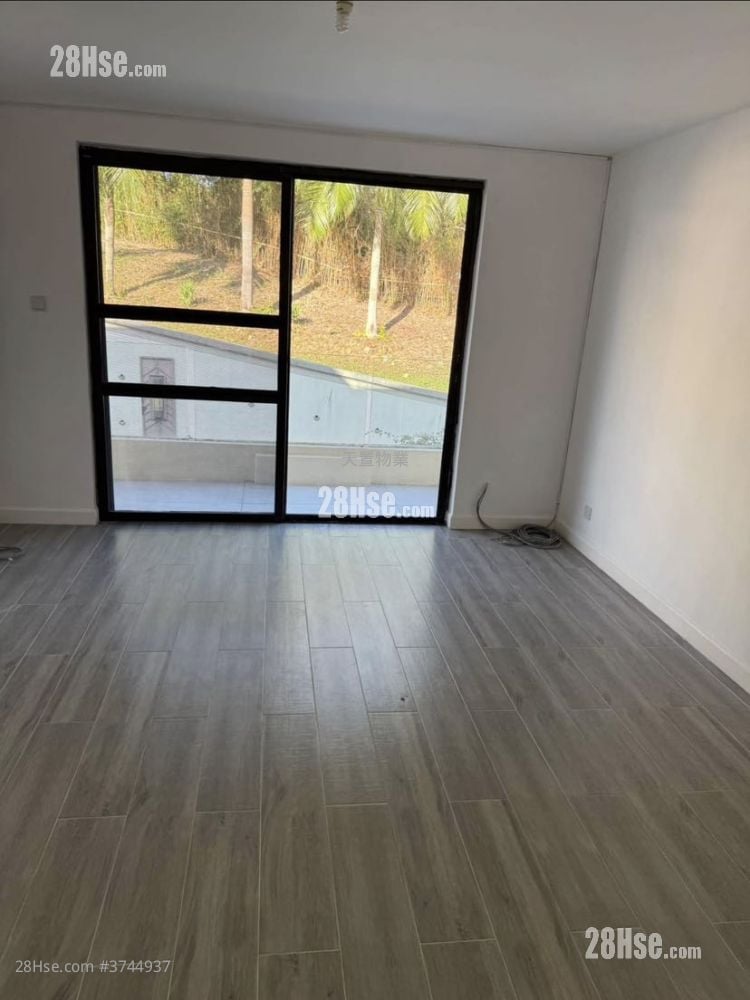 雍怡小筑 售盘 5+ 房 , 5+ 浴室 2,100 平方尺