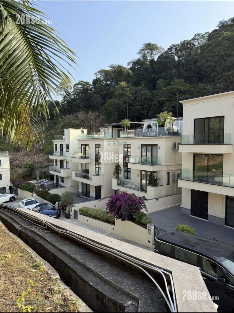 雍怡小筑 售盘 5+ 房 , 5+ 浴室 2,100 平方尺