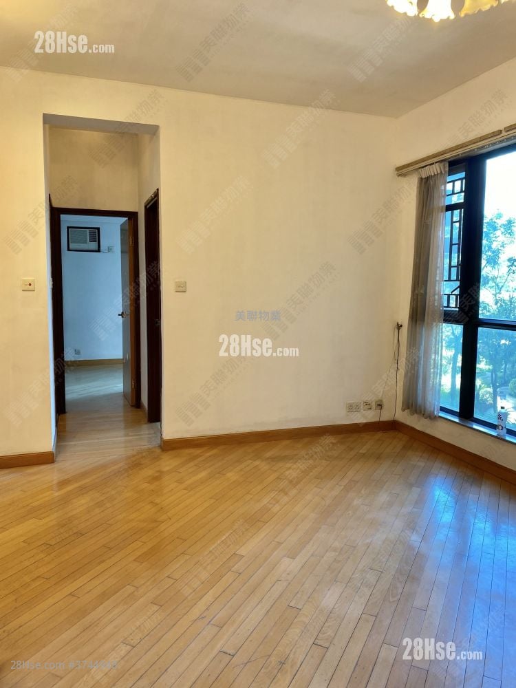 厅: 柏丽豪园 售盘 2 房 , 1 浴室 590 平方尺