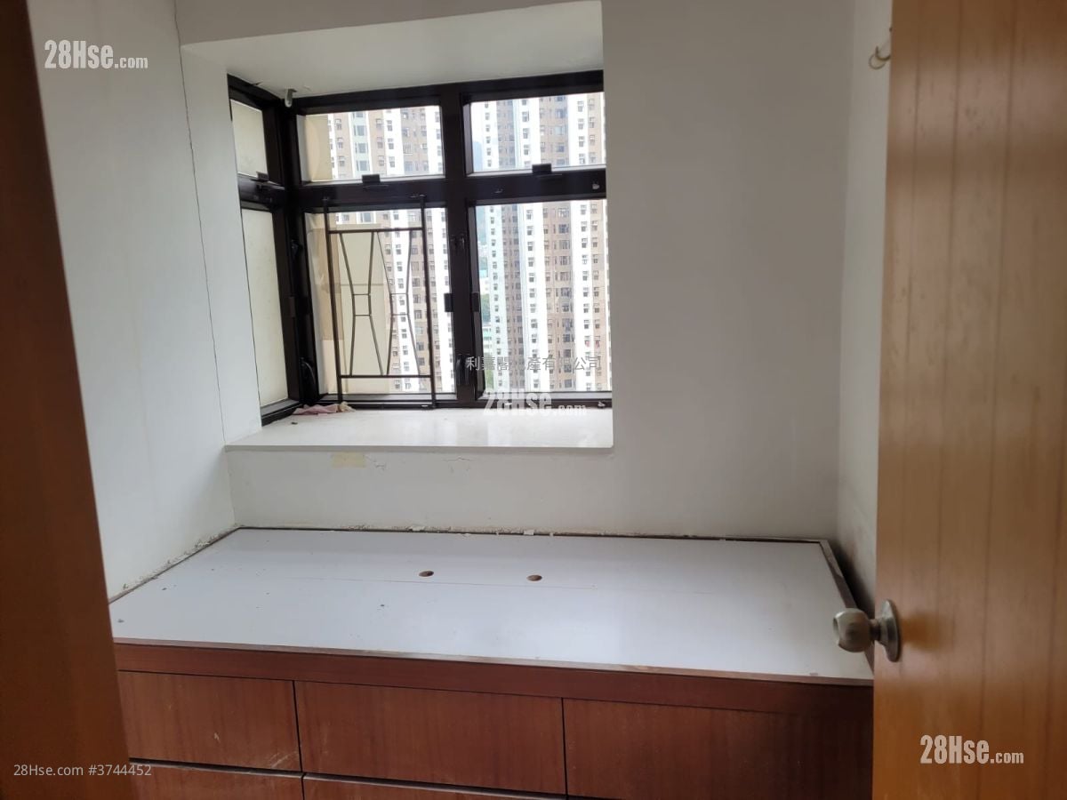 荃昌中心 售盘 2 房 , 1 浴室 368 平方尺