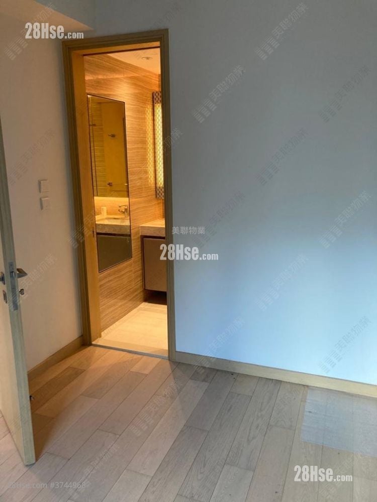 Twin Peaks Sell 1 Bedroom , 1 Bathroom 343 ft²