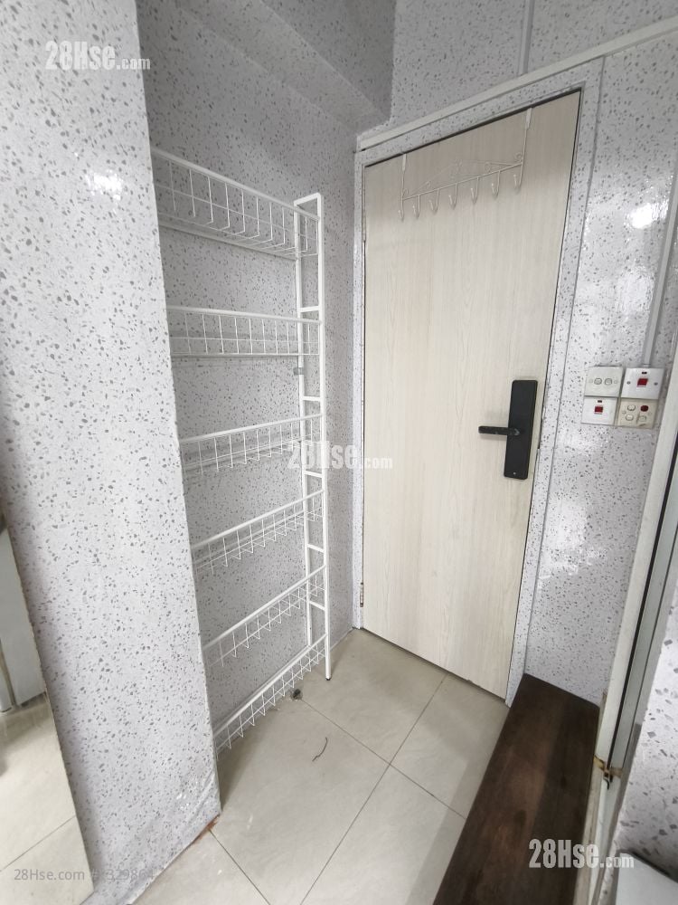 Warner Building Rental 1 Bedroom , 1 Bathroom 160 ft²