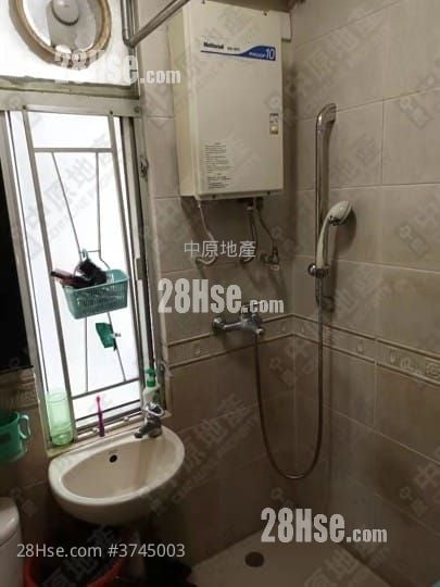 Tropicana Gardens Sell 2 Bedrooms , 1 Bathroom 420 ft²