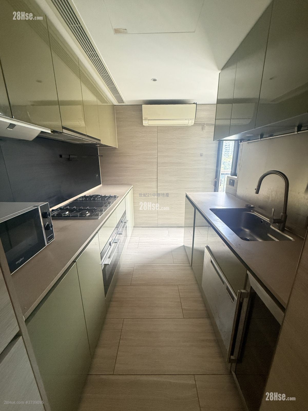 柏蔚山 售盘 3 房 , 2 浴室 1,066 平方尺