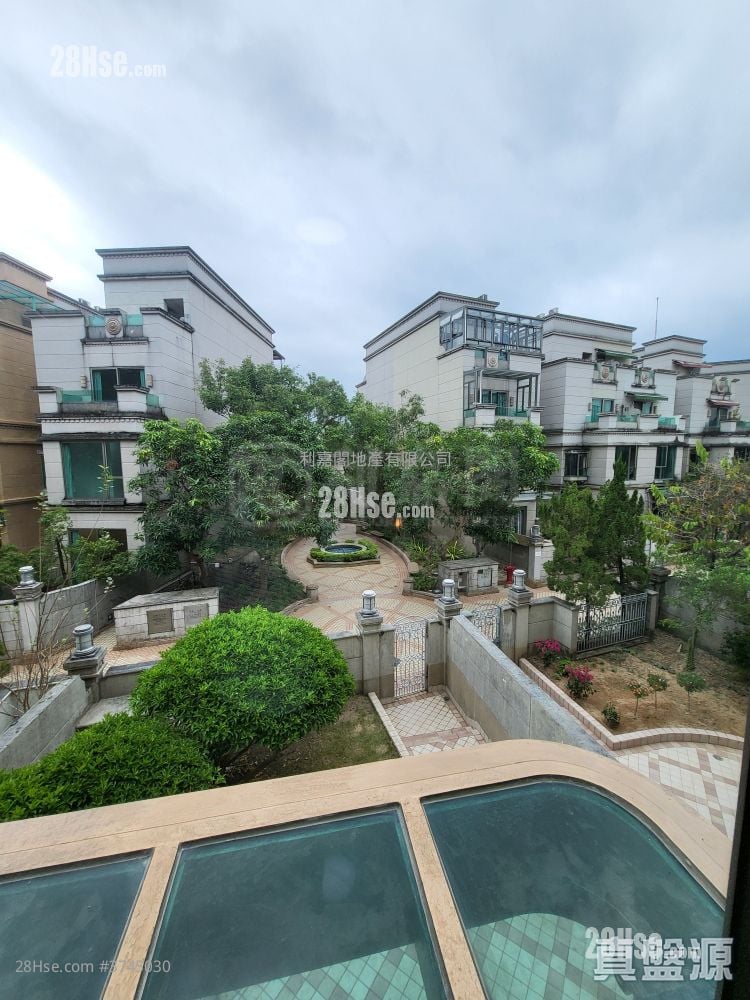 Casa Marina Sell 4 Bedrooms , 3 Bathrooms 1,953 ft²