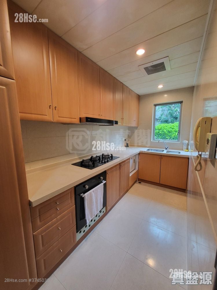 Casa Marina Sell 4 Bedrooms , 3 Bathrooms 1,953 ft²