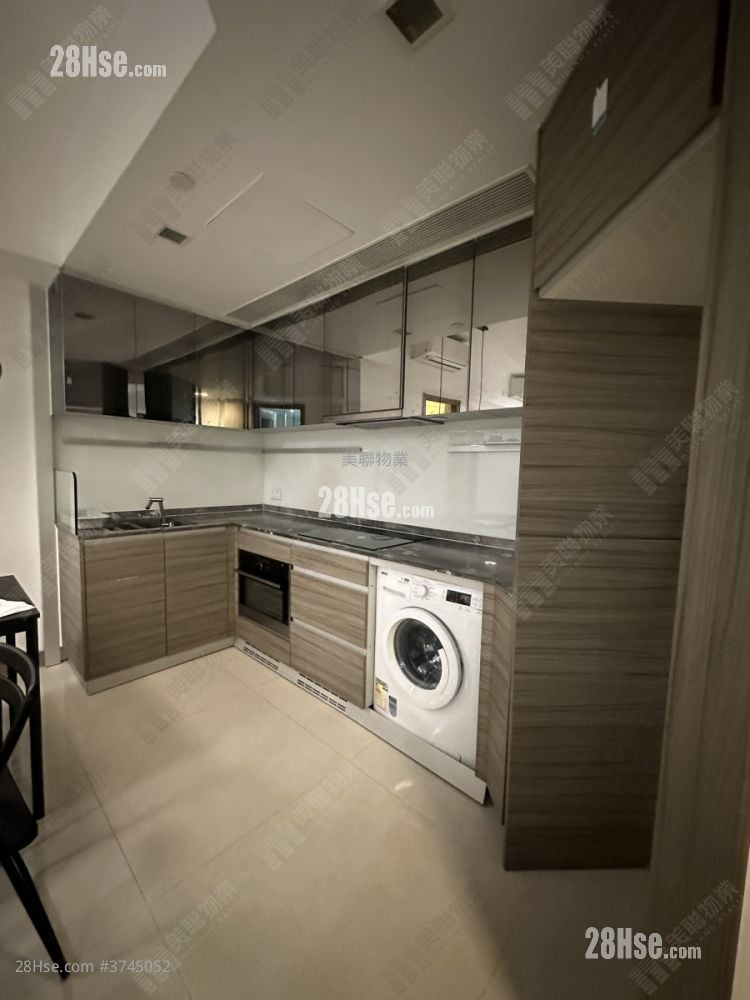 Ocean Pride Sell 2 Bedrooms , 1 Bathroom 496 ft²