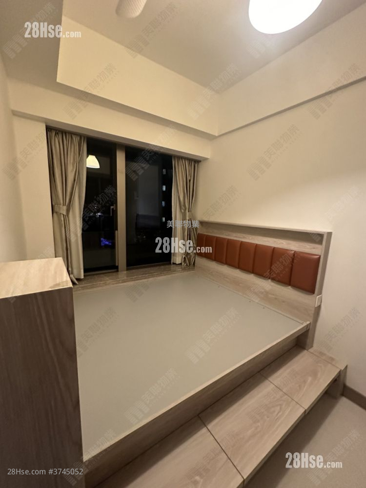 Ocean Pride Sell 2 Bedrooms , 1 Bathroom 496 ft²