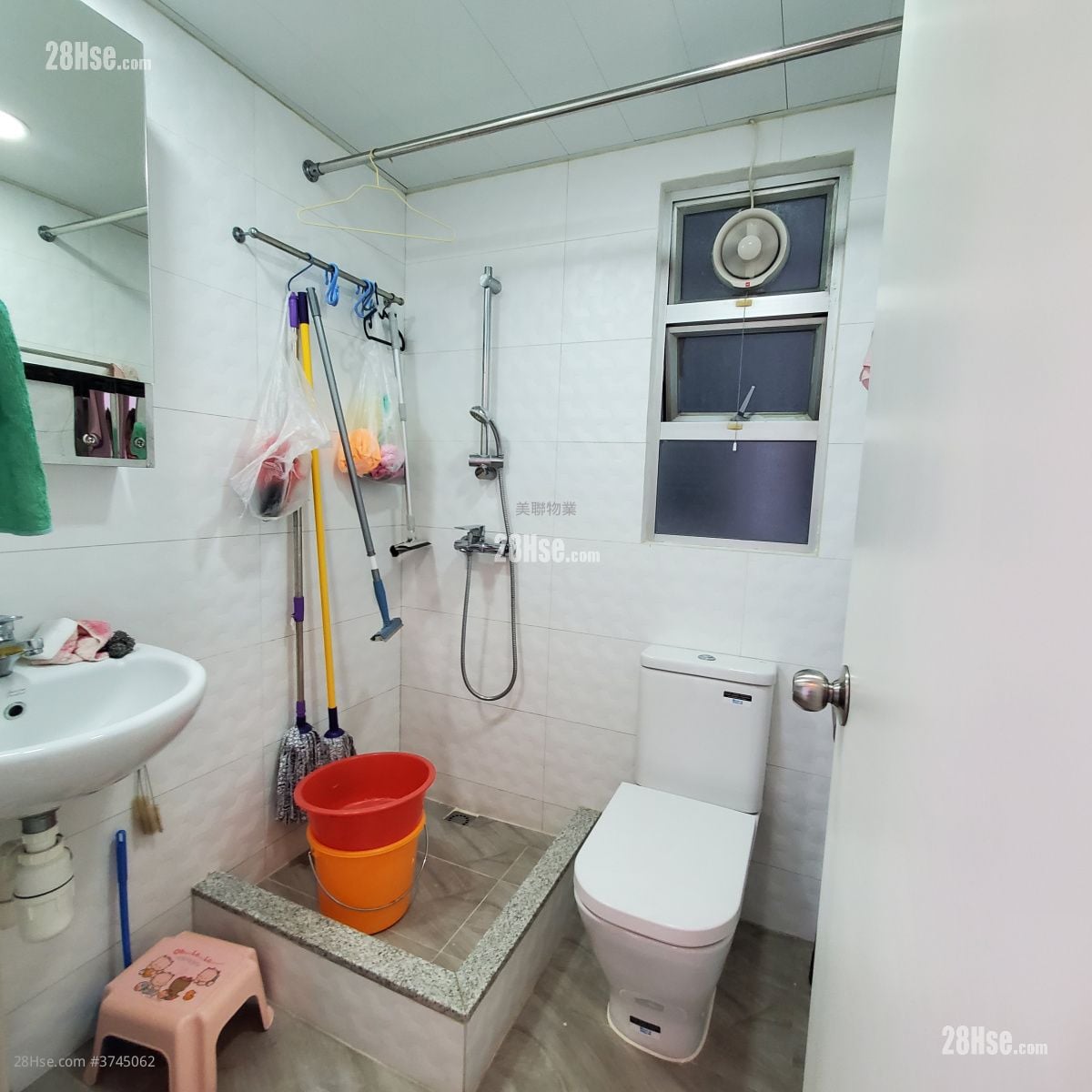 碧濤花園 售盤 3 房 , 2 浴室 732 平方呎