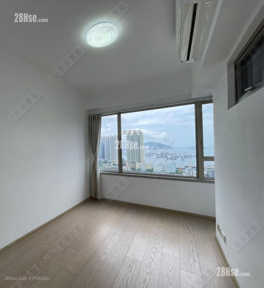 Seaside Sonata Sell 3 Bedrooms , 2 Bathrooms 785 ft²