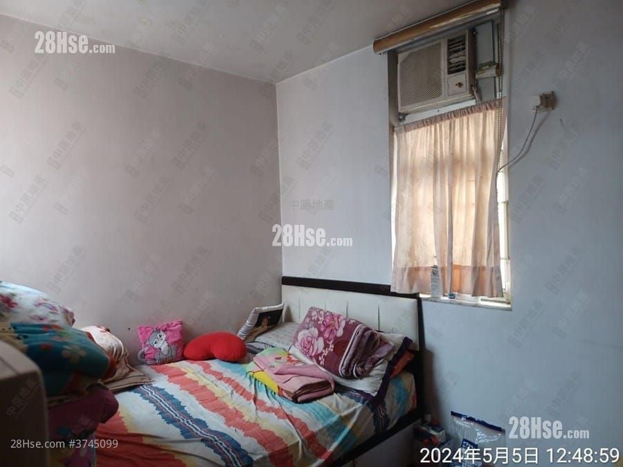 Telford Gardens Sell 2 Bedrooms , 1 Bathroom 517 ft²